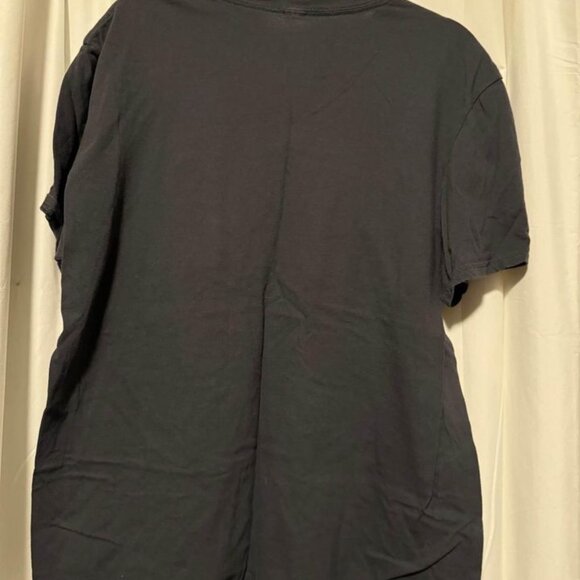 Yellowstone tshirt XL - Picture 2 of 2